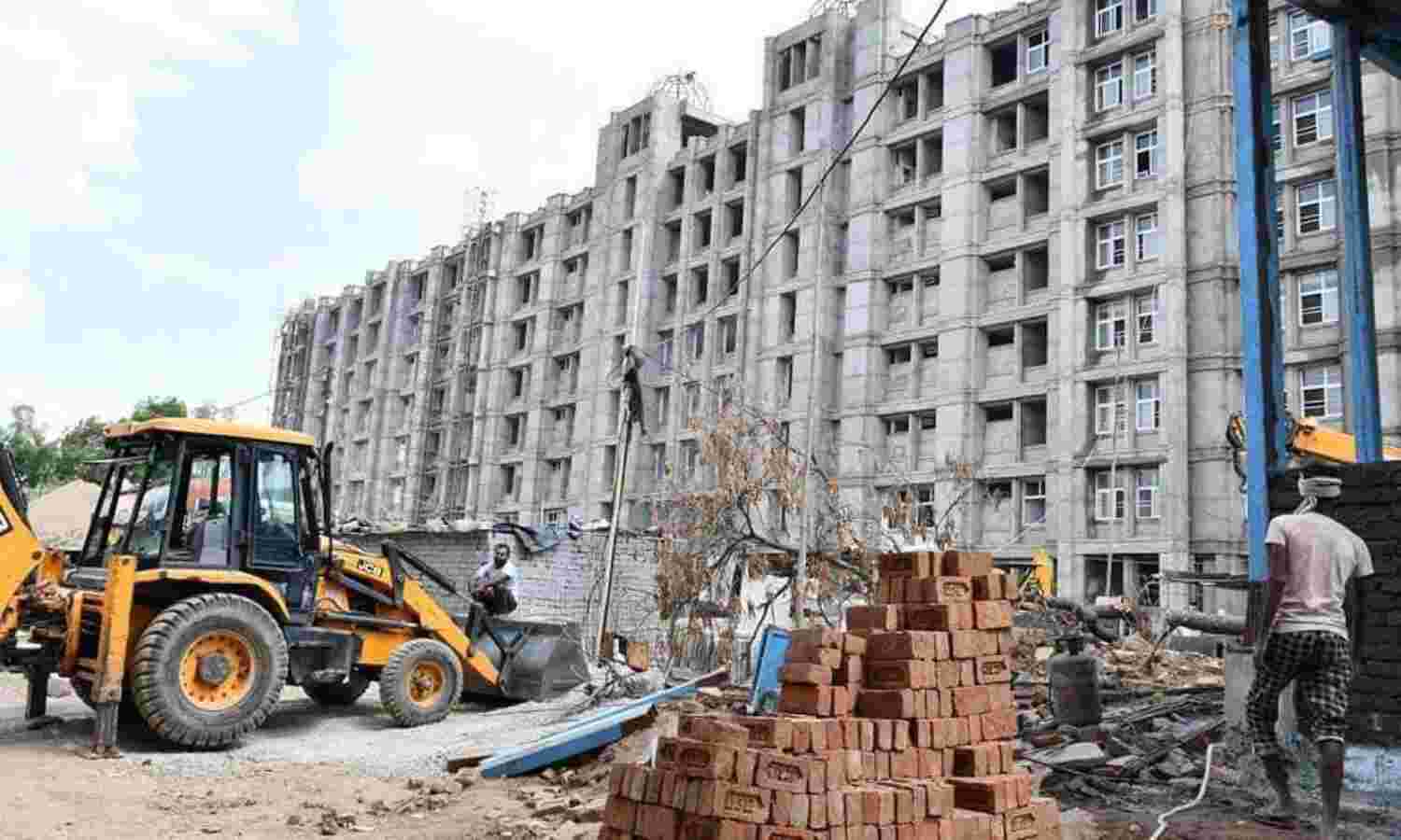 ग्वालियर में 1000 बिस्तर का अस्पताल बनने के पहले 3.85 करोड़ का घोटाला
