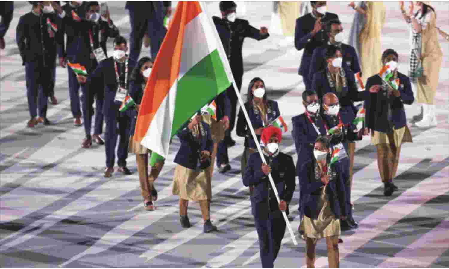 खेलों के महाकुंभ ओलंपिक का हुआ आगाज, मैरी कॉम और मनप्रीत सिंह ने  तिरंगा थाम की अगुवाई