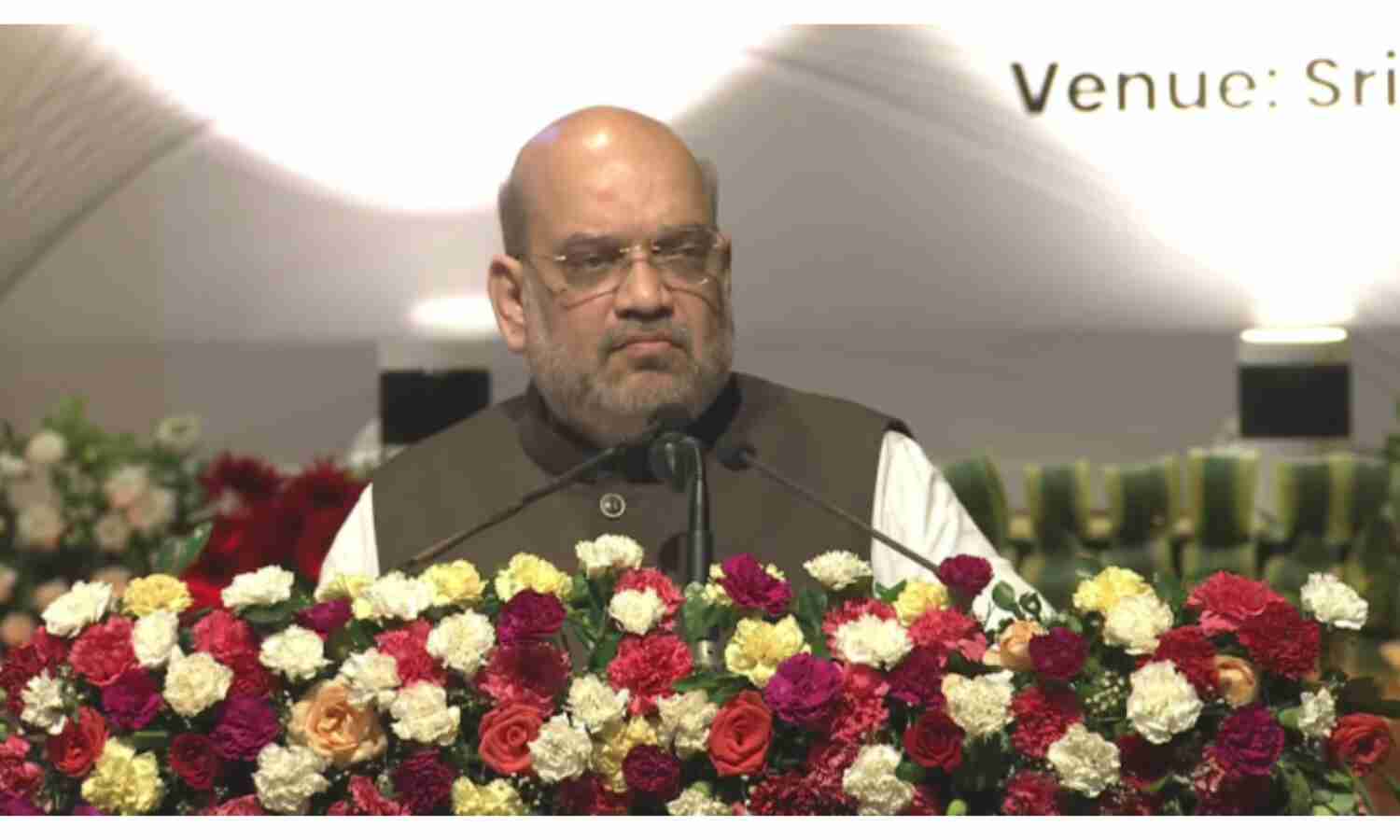 पैरामिलिट्री फोर्सेज के कारण हमारा देश अक्षुण्ण : गृह मंत्री अमित शाह पैरामिलिट्री फोर्सेज के कारण हमारा देश अक्षुण्ण : गृह मंत्री अमित शाह