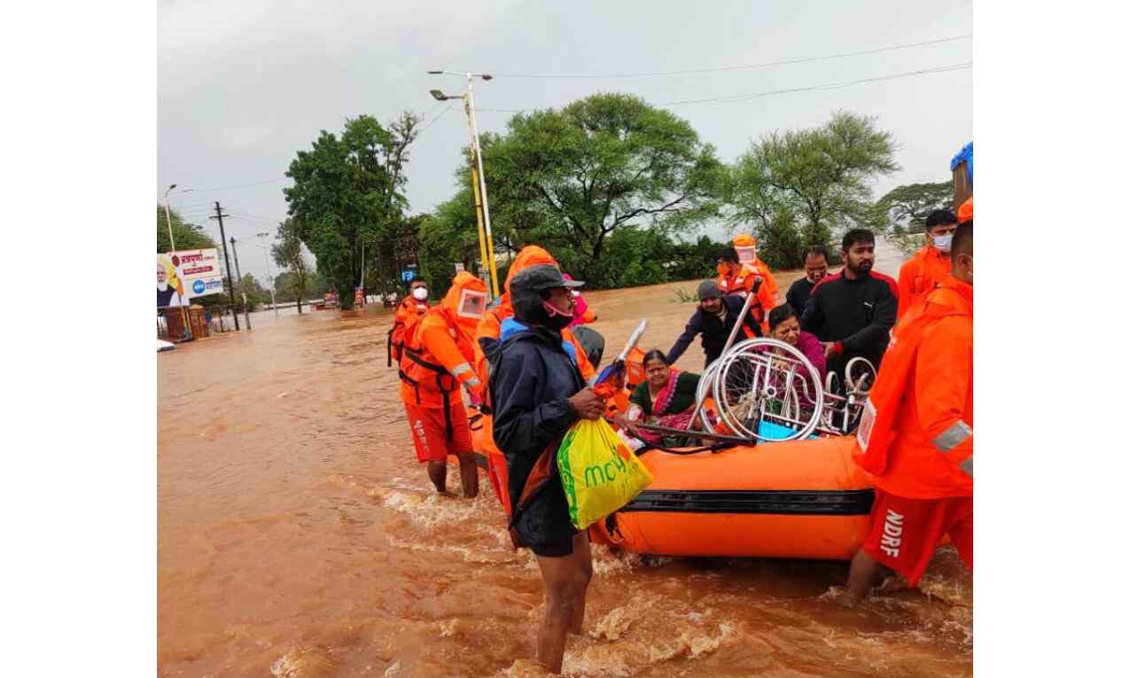 महाराष्ट्र बारिश हादसों में 113 लोगों की मौत, NDRF ने 1 लाख से अधिक को बचाया