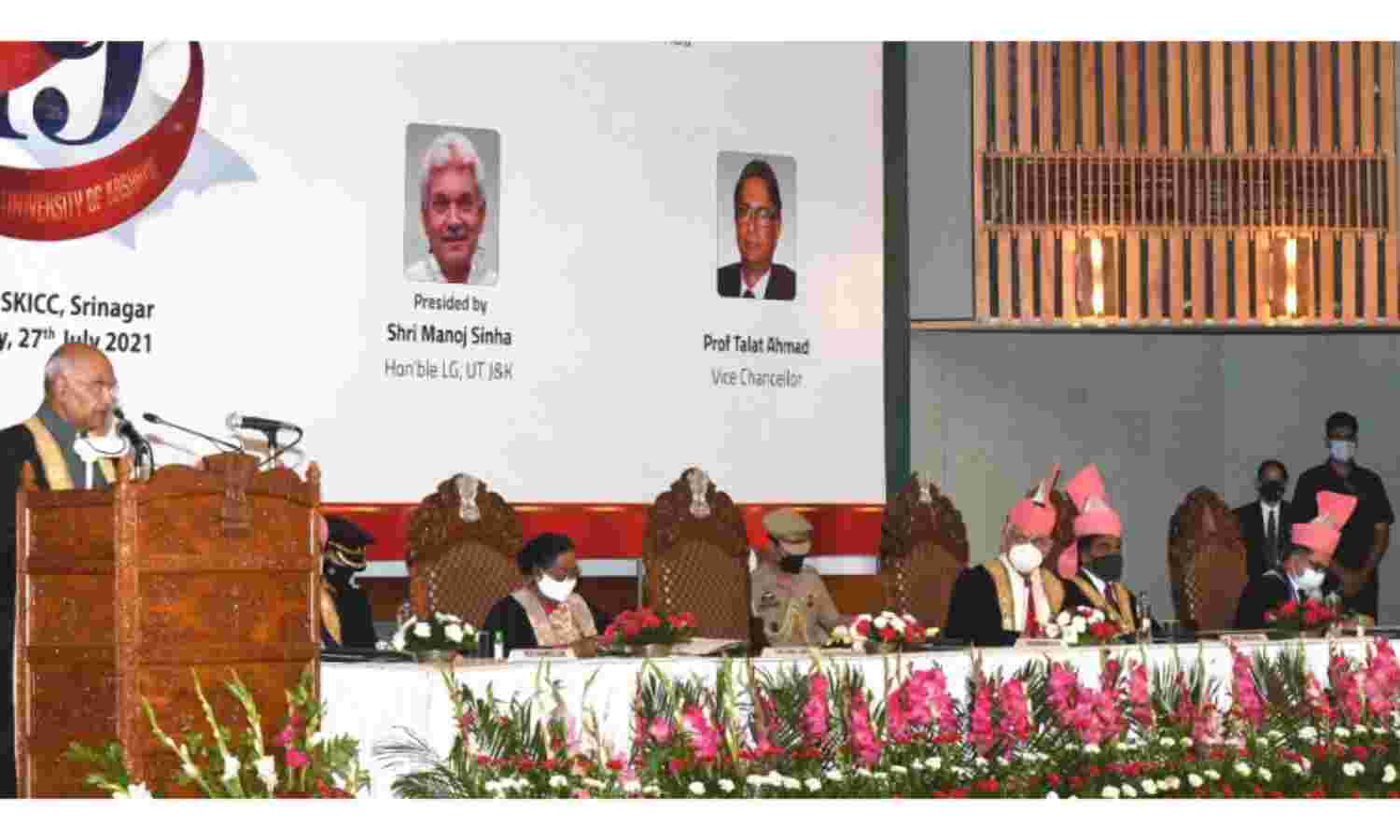 कश्मीर भारत के सिर का ताज है और इसे अपना सही स्थान मिलकर ही रहेगा: राष्ट्रपति