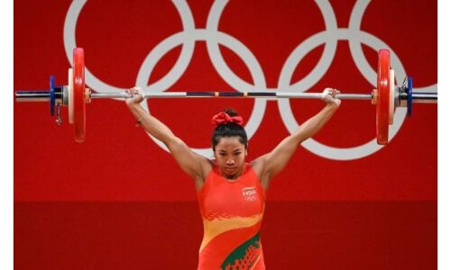 मीराबाई चानू : चढ़ा संघर्ष और विश्वास से सफलता का शिखर