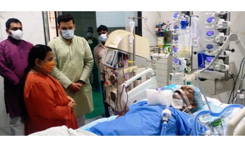 पूर्व राज्यपाल कल्याण सिंह की हालत नाजुक, उमा भारती मिलने पहुंची