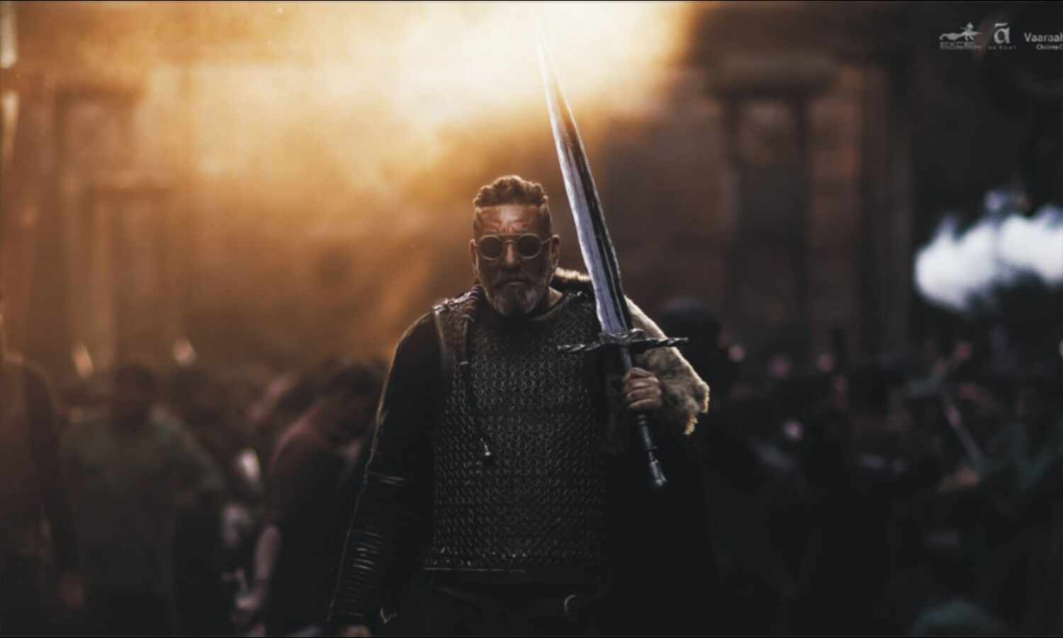 केजीएफ 2 का पोस्टर रिलीज, संजय दत्त अधीरा के लुक में नजर आए