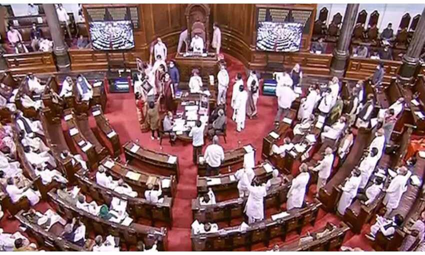 राज्यसभा में तृणमूल कांग्रेस के सांसदों ने लहराई तख्तियां, 6 सदस्य निलंबित