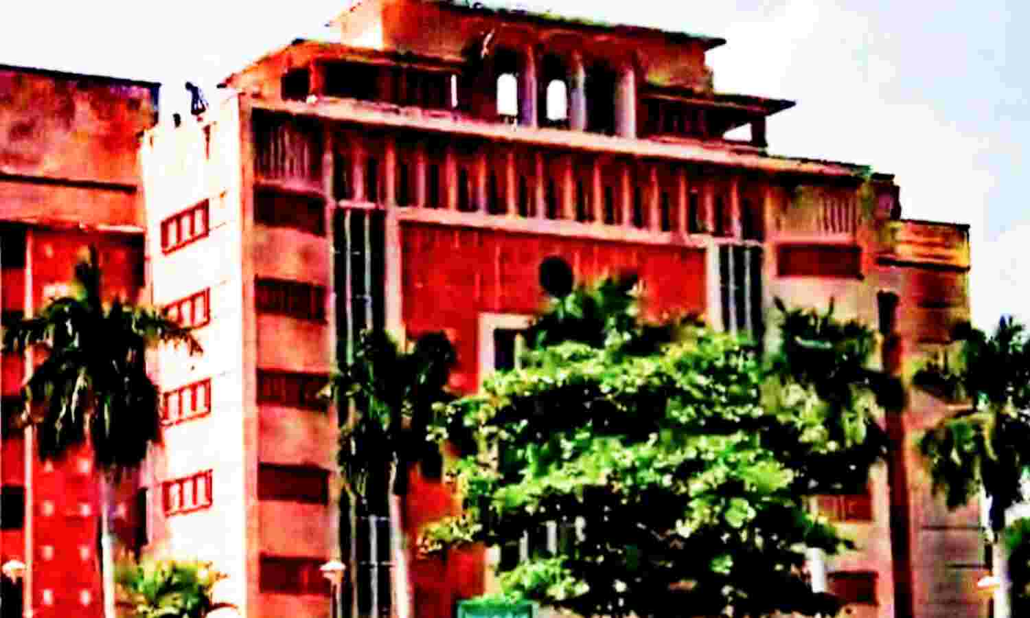 तबादला : न हो सकी लिस्टें जारी