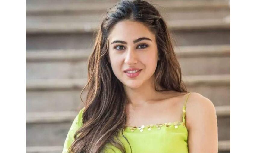 सारा ने बर्थडे पर शेयर की 26 साल की यादें, स्टेप मदर करीना ने कुछ यूं दी बधाई