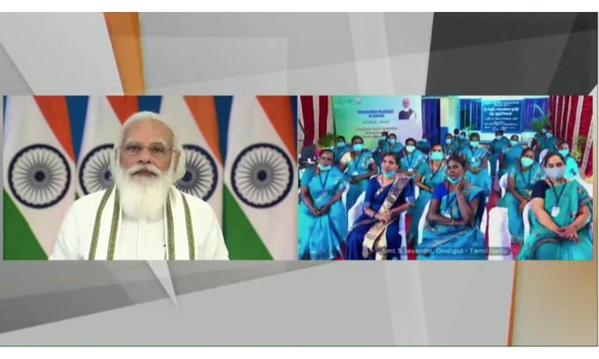 जब नारी सशक्त होती है तो परिवार ही नहीं देश और समाज भी सशक्त होता है : प्रधानमंत्री