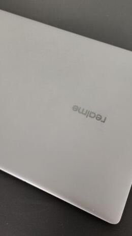 RealMe लैपटॉप की लॉन्चिंग कंफर्म, जानिए फीचर्स से लेकर कीमत