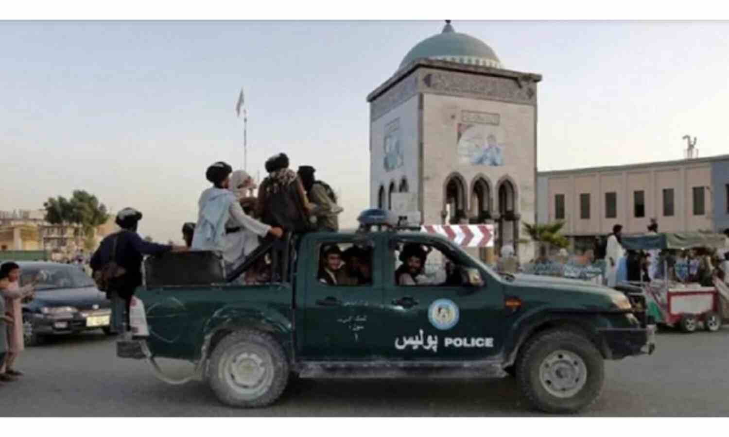 अफ़ग़ानिस्तान में एक बार फिर तालिबान का शासन,राष्ट्रपति निवास पर किया कब्जा