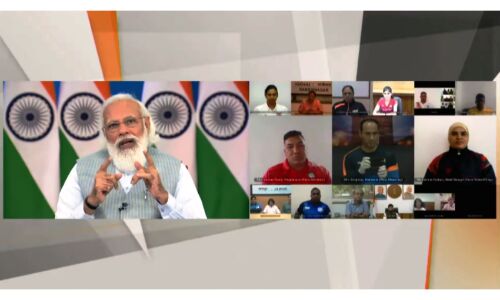 प्रधानमंत्री ने पैरालंपिक दल से चर्चा की, कहा - बिना दबाव अपना बेहतर प्रदर्शन करें