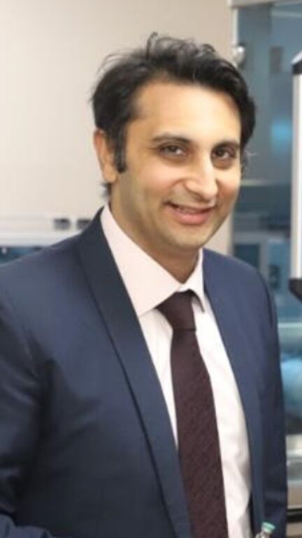 अदार पूनावाला की कंपनी बन गई मल्टीबैगर, दिया 500% से अधिक का रिटर्न