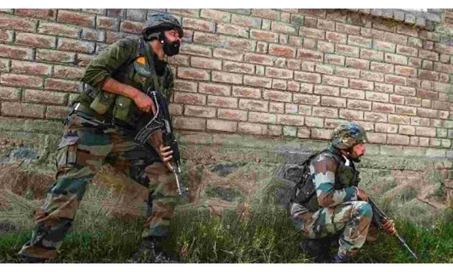 राजौरी में सुरक्षाबल और आतंकियों के बीच मुठभेड़, 1 आतंकवादी ढ़ेर, 2 जवान शहीद