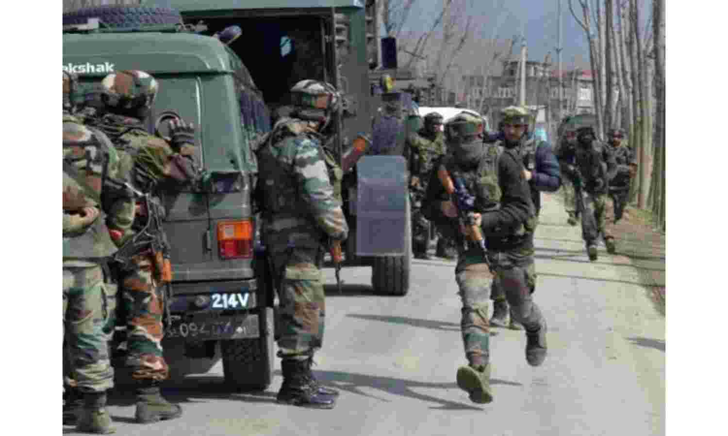 सोपोर में सुरक्षाबल और आतंकियों के बीच मुठभेड़, 3 आतंकी ढेर, तलाशी अभियान जारी