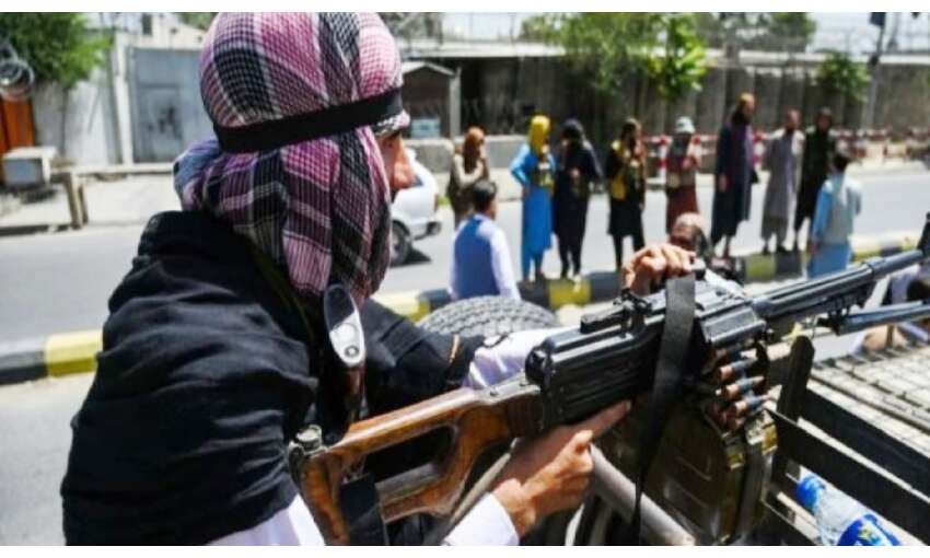 दो दिन बाद दोबारा दहला काबुल, एयरपोर्ट गेट पर फिर हुई गोलीबारी