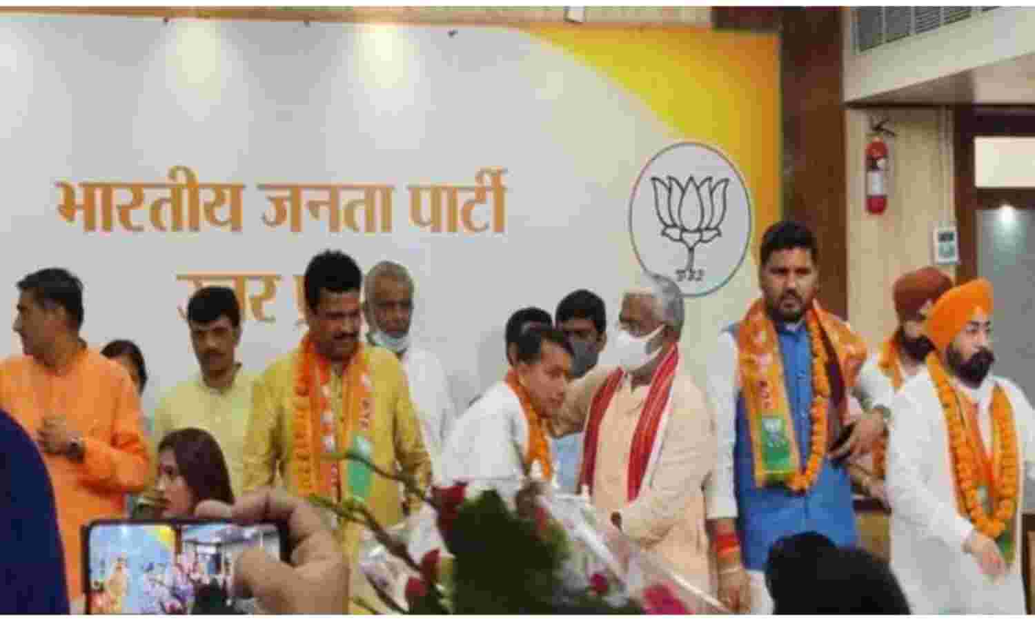 अजित बालियान ने बसपा का साथ छोड़ भाजपा का दामन थामा, कहा- राष्ट्रवाद की विचारधारा पर काम करूंगा