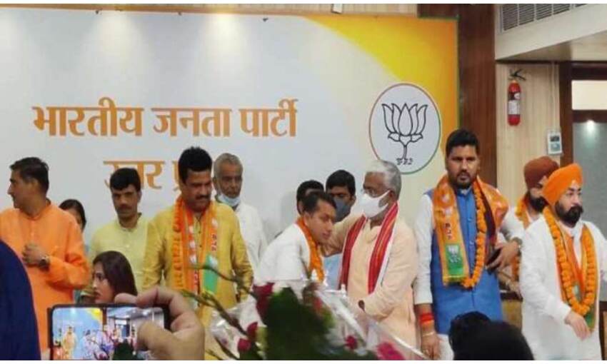 अजित बालियान ने बसपा का साथ छोड़ भाजपा का दामन थामा, कहा- राष्ट्रवाद की विचारधारा पर काम करूंगा