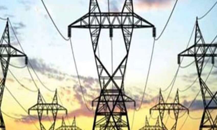 बत्ती गुल: घर-घर इंडक्शन फूंकते बिजली