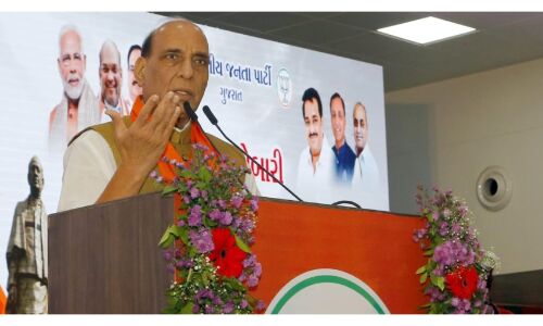 Defence Expo 2022 गुजरात में होगा आयोजित, रक्षामंत्री ने किया ऐलान