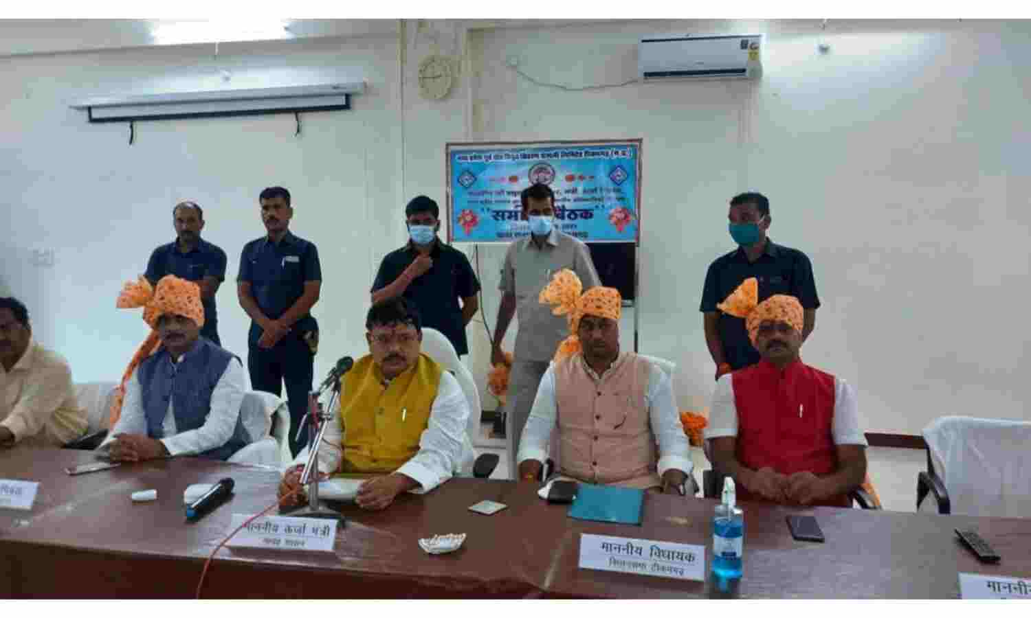 विद्युत व्यवधान की शिकायत मिलने पर संबंधित अधिकारी होंगे जिम्मेदारः ऊर्जा मंत्री तोमर