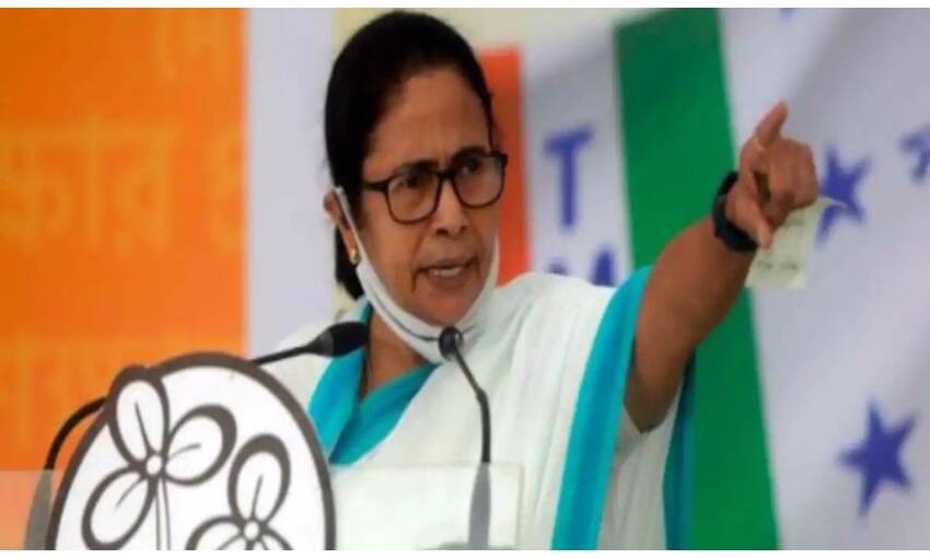 भवानीपुर सीट पर ममता बनर्जी को प्रियंका से मिलेगी चुनौती, जल्द हो सकती है घोषणा भवानीपुर सीट पर ममता बनर्जी को प्रियंका से मिलेगी चुनौती, जल्द हो सकती है घोषणा