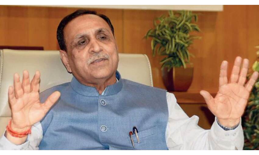 गुजरात के मुख्यमंत्री विजय रुपाणी ने दिया इस्तीफा, अगले CM की रेस में चार नाम गुजरात के मुख्यमंत्री विजय रुपाणी ने दिया इस्तीफा, अगले CM की रेस में चार नाम