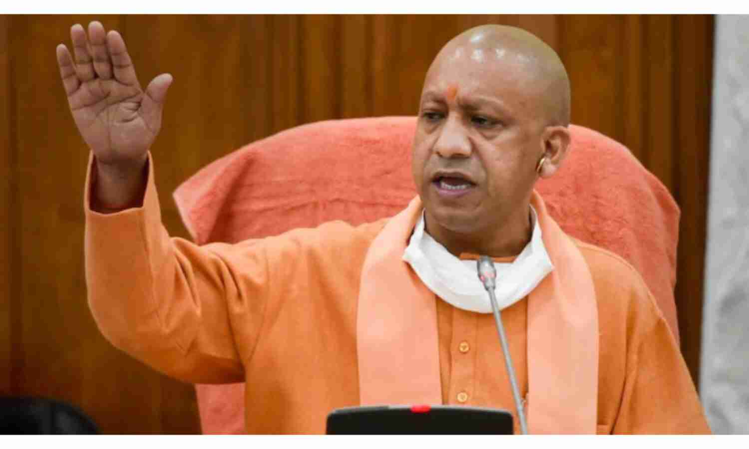 मुख्यमंत्री आदित्यनाथ ने की बैठक, बाढ़ प्रभावित क्षेत्रों में राहत पहुंचाने के दिए निर्देश