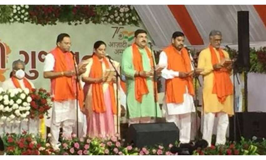 भूपेन्द्र पटेल की मंत्रिपरिषद में सभी नए चेहरों को मिली जगह, 24 मंत्रियों ने ली शपथ
