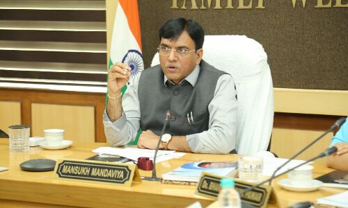 स्वास्थ्य मंत्री ने कोरोना के बाद के दुष्प्रभाव से निपटने के लिए दिए निर्देश