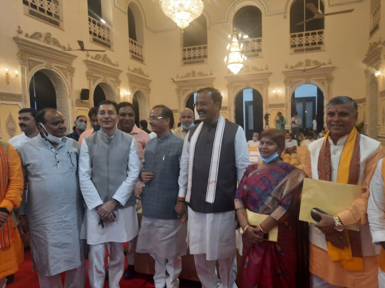 उप्र भाजपा की सोशल इंजीनियरिंग ने बढ़ाईं विपक्षी दलों की मुश्किलें