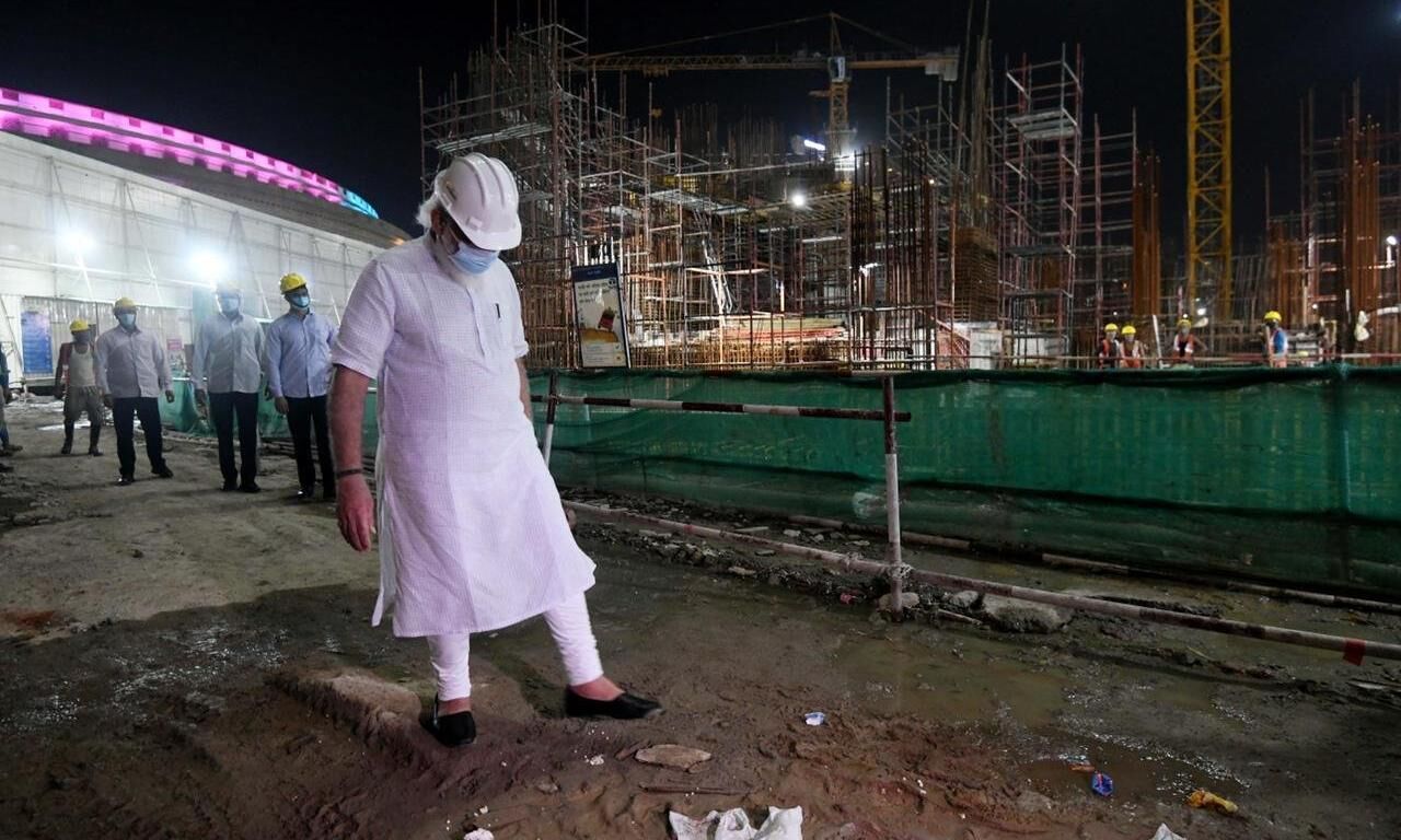 प्रधानमंत्री नरेंद्र मोदी ने नवनिर्मित संसद भवन का किया औचक निरीक्षण