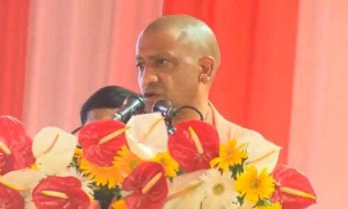 मुख्यमंत्री ने त्योहारों के लिए दिए निर्देश, कहा - खुले मैदान में आयोजित हो रामलीला मुख्यमंत्री ने त्योहारों के लिए दिए निर्देश, कहा - खुले मैदान में आयोजित हो रामलीला