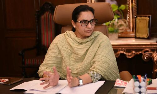 नवजोत सिंह सिद्धू के समर्थन में चन्नी की मंत्री समेत दो नेताओं ने दिया इस्तीफा नवजोत सिंह सिद्धू के समर्थन में चन्नी की मंत्री समेत दो नेताओं ने दिया इस्तीफा