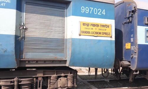 अब कम समय में पूरी होगी यात्रा, लखनऊ-बांद्रा एक्सप्रेस सहित कई ट्रेनें बनेंगी सुपरफास्ट