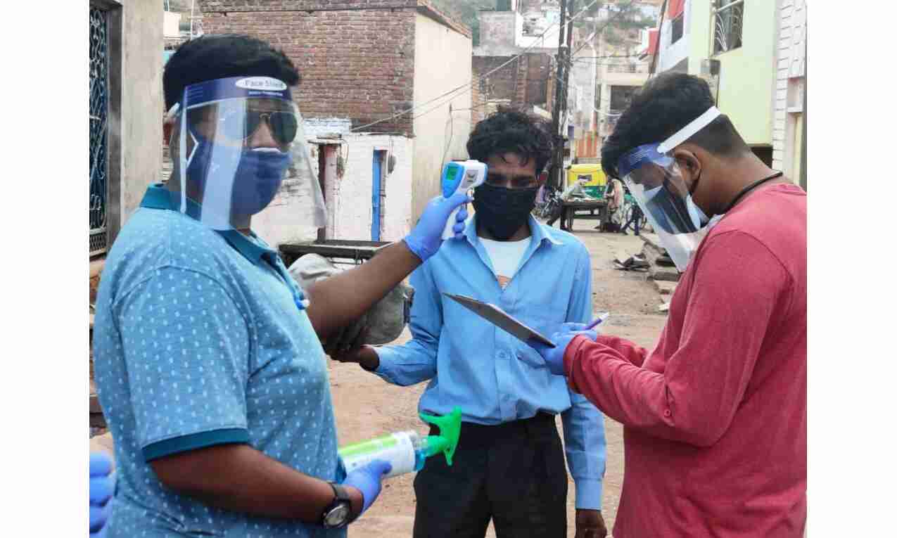 देश में 24 घंटों में कोरोना के 20 हजार, 799 नए मरीज मिले, 180 लोगों की मौत देश में 24 घंटों में कोरोना के 20 हजार, 799 नए मरीज मिले, 180 लोगों की मौत