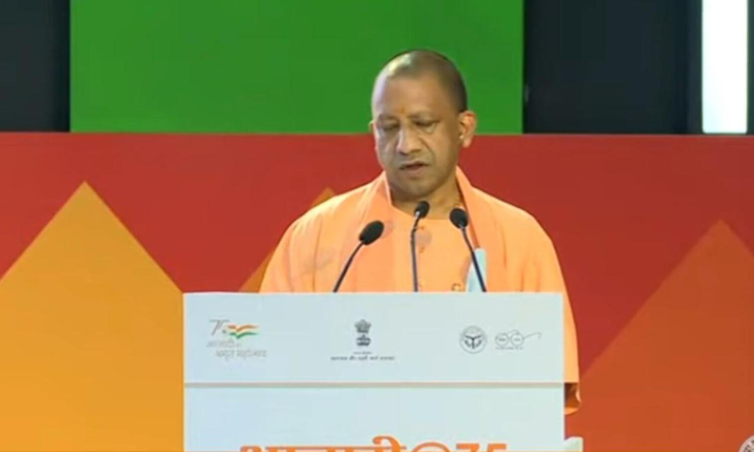 केंद्र सरकार की योजनाएं उप्र के विकास में बहुत सहायक सिद्ध हो रही : योगी आदित्यनाथ