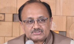 लाशों पर राजनीति करने का मौका न मिलना अखिलेश के दुख की असली वजह: सिद्धार्थ नाथ लाशों पर राजनीति करने का मौका न मिलना अखिलेश के दुख की असली वजह: सिद्धार्थ नाथ