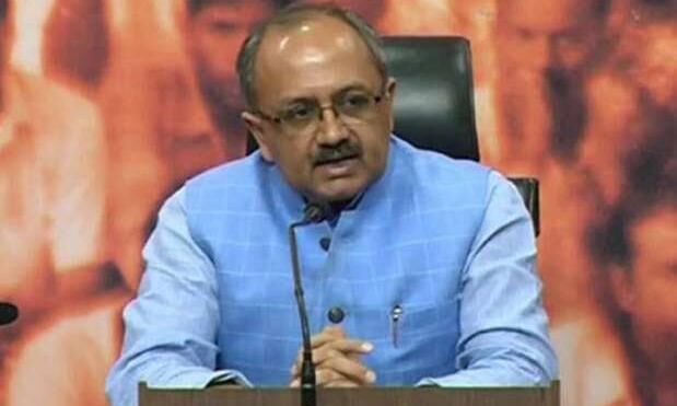 कांग्रेस के युवराज याद रखें आपकी सरकार में सिखों का नरसंहार हुआ था : सिद्धार्थ नाथ कांग्रेस के युवराज याद रखें आपकी सरकार में सिखों का नरसंहार हुआ था : सिद्धार्थ नाथ