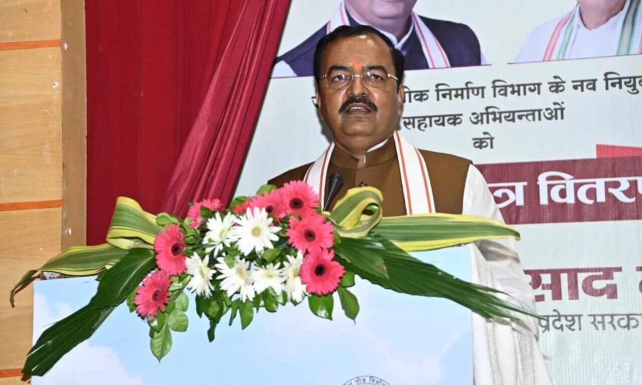 लखीमपुर खीरी की घटना के दोषियों को मिलेगी सख्त सजा : उप मुख्यमंत्री