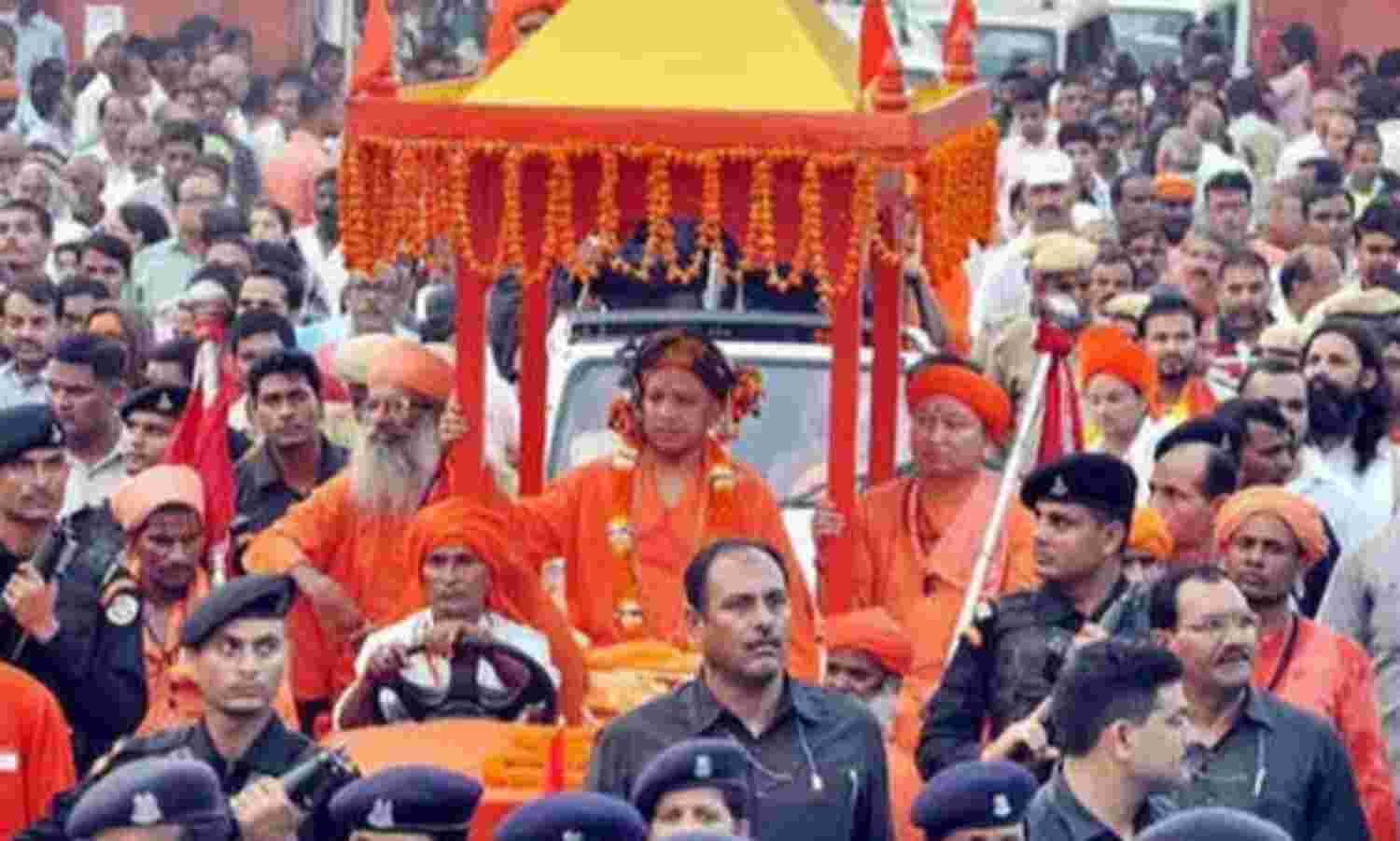 सामाजिक समरसता की मिसाल है गोरक्षपीठ की विजयादशमी शोभायात्रा