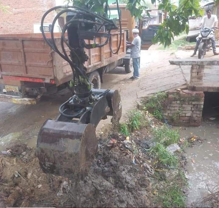 उप्र में आधुनिक मशीनों से होगा सफाई कार्य, स्वच्छता में नंबर 1 प्रदेश बनाने की पहल उप्र में आधुनिक मशीनों से होगा सफाई कार्य, स्वच्छता में नंबर 1 प्रदेश बनाने की पहल