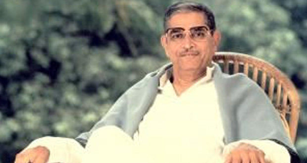 दादाजी : मानव और समाज निर्माण के प्रणेता दादाजी : मानव और समाज निर्माण के प्रणेता