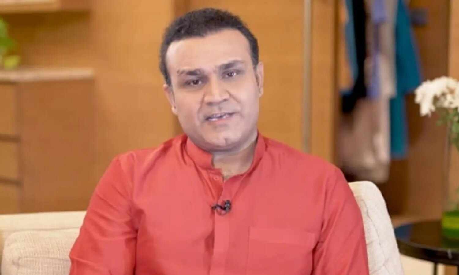 वीरेंद्र सहवाग ने पूछा सवाल- पाकिस्तान की जीत पर पटाखे फोड़ सकते है तो दिवाली पर बैन क्यों ?