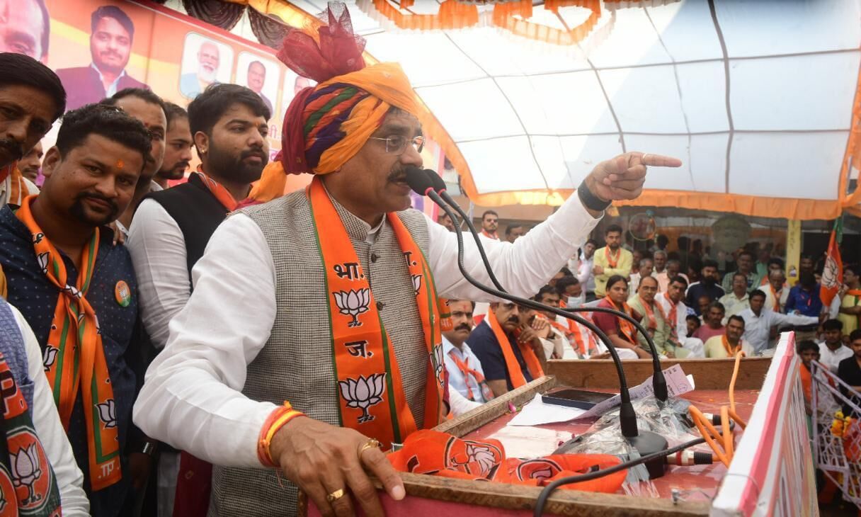 कांग्रेस को पहले जनता ने नकारा, अब नेता भी नकार रहे : वीडी शर्मा