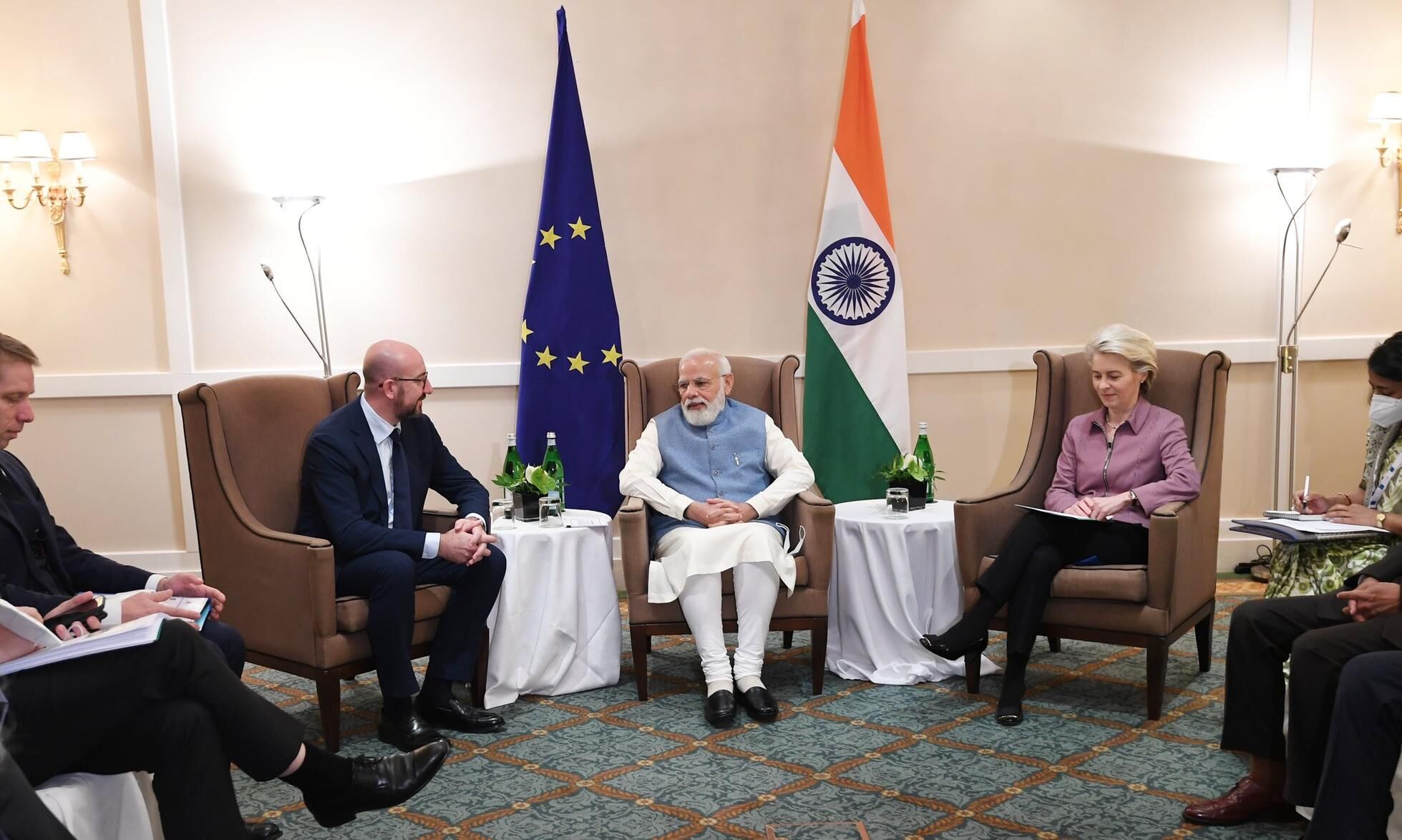 प्रधानमंत्री मोदी पहुंचे रोम, मोदी, मोदी... नारों के साथ हुआ स्वागत