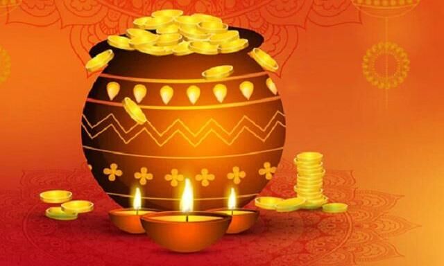 धनतेरस पर खरीदे ये वस्तुएं मिलेगा विशेष फल, इस शुभ घड़ी में करें खरीददारी धनतेरस पर खरीदे ये वस्तुएं मिलेगा विशेष फल, इस शुभ घड़ी में करें खरीददारी