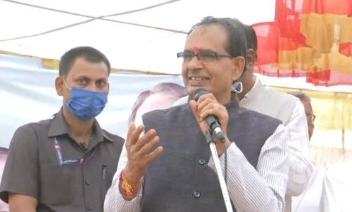 मुख्यमंत्री ने वैक्सीनेशन के लिए किया प्रोत्साहित, कहा - दूसरा डोज अवशय लगाएं