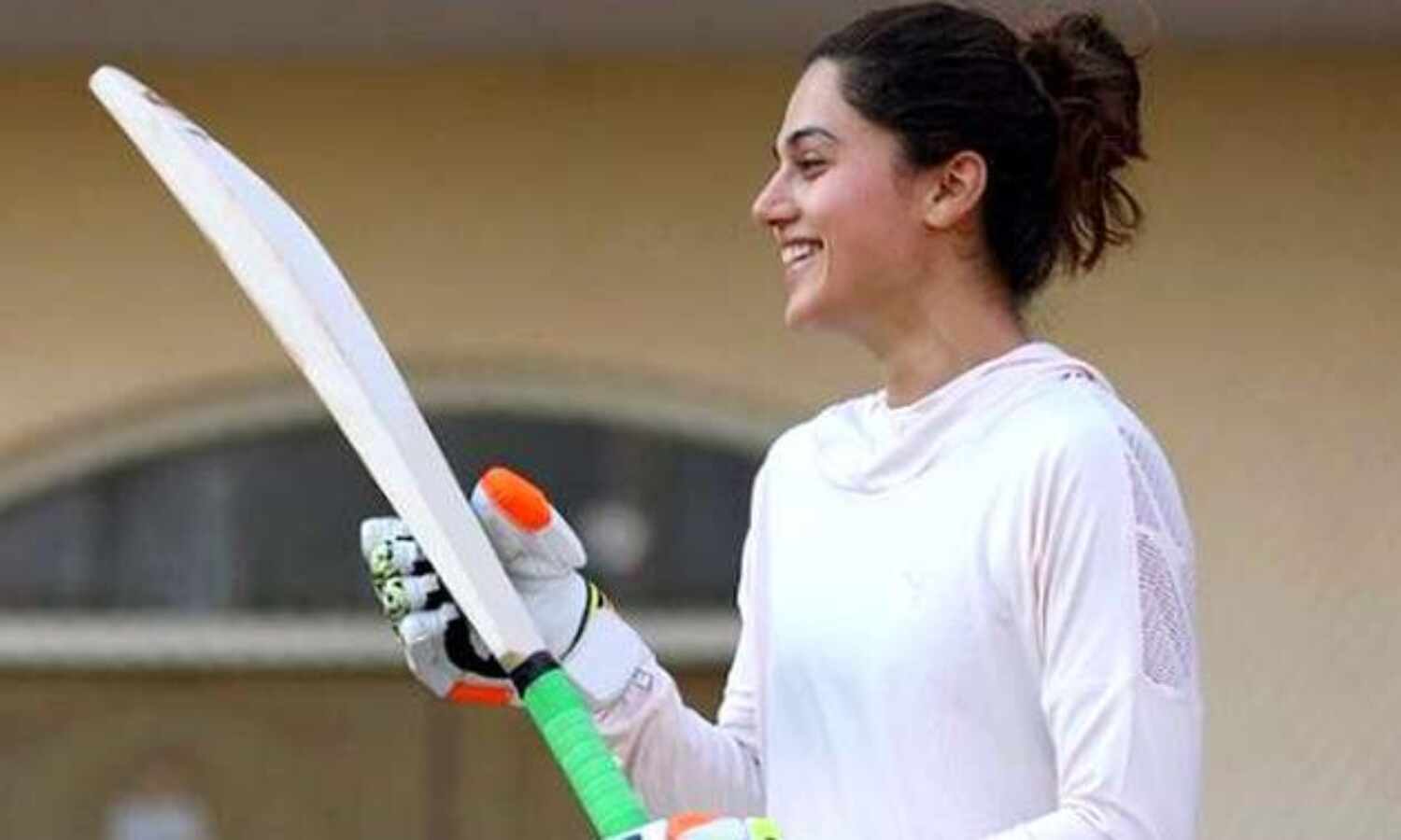 तापसी बड़े पर्दे पर लगाएंगी चौक्के-छक्के, इस.. खिलाड़ी की बायोपिक में आएंगी नजर