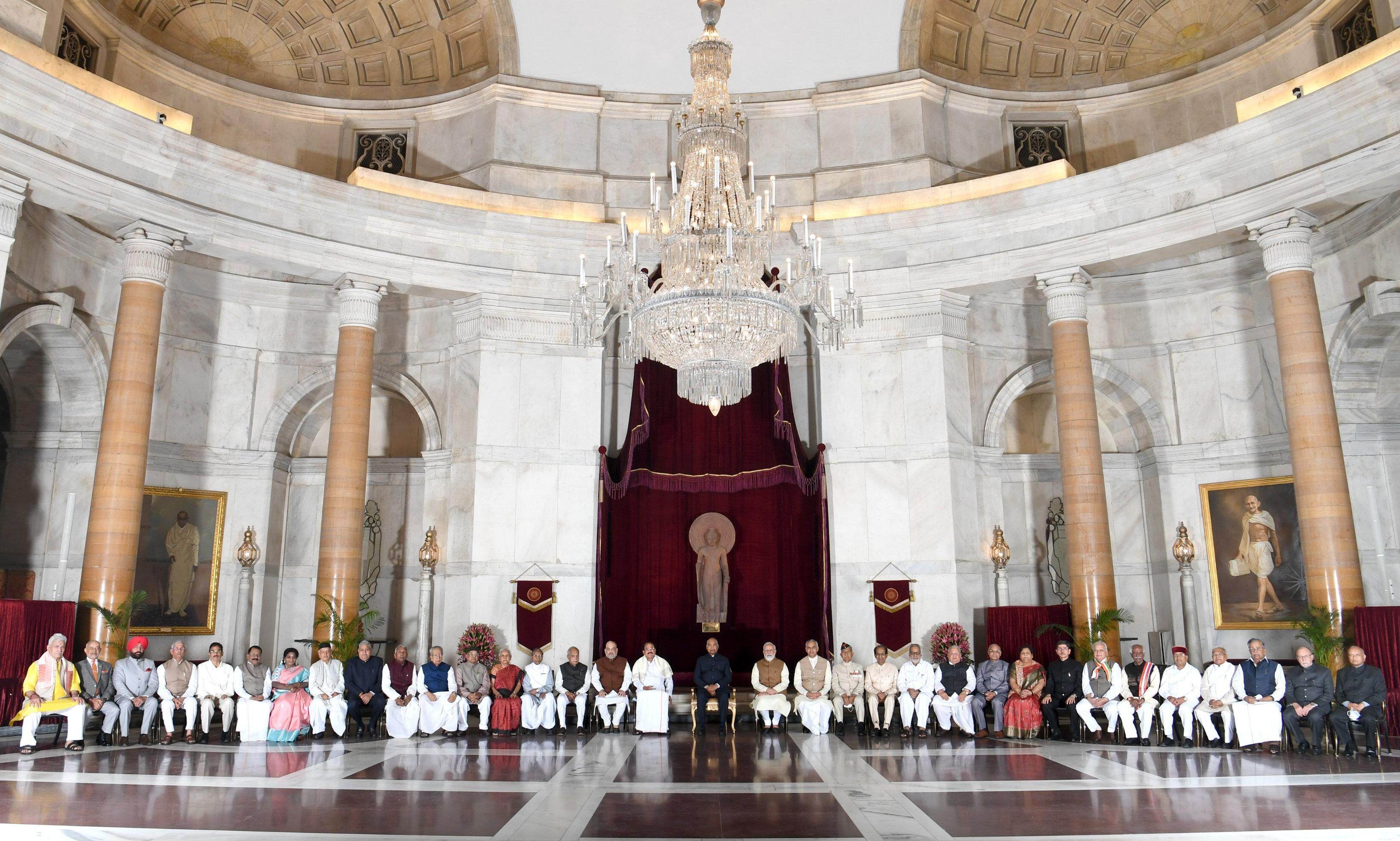 राज्यपालों का सम्मेलन राष्ट्रपति भवन में शुरू, प्रधानमंत्री, गृहमंत्री भी हुए शामिल