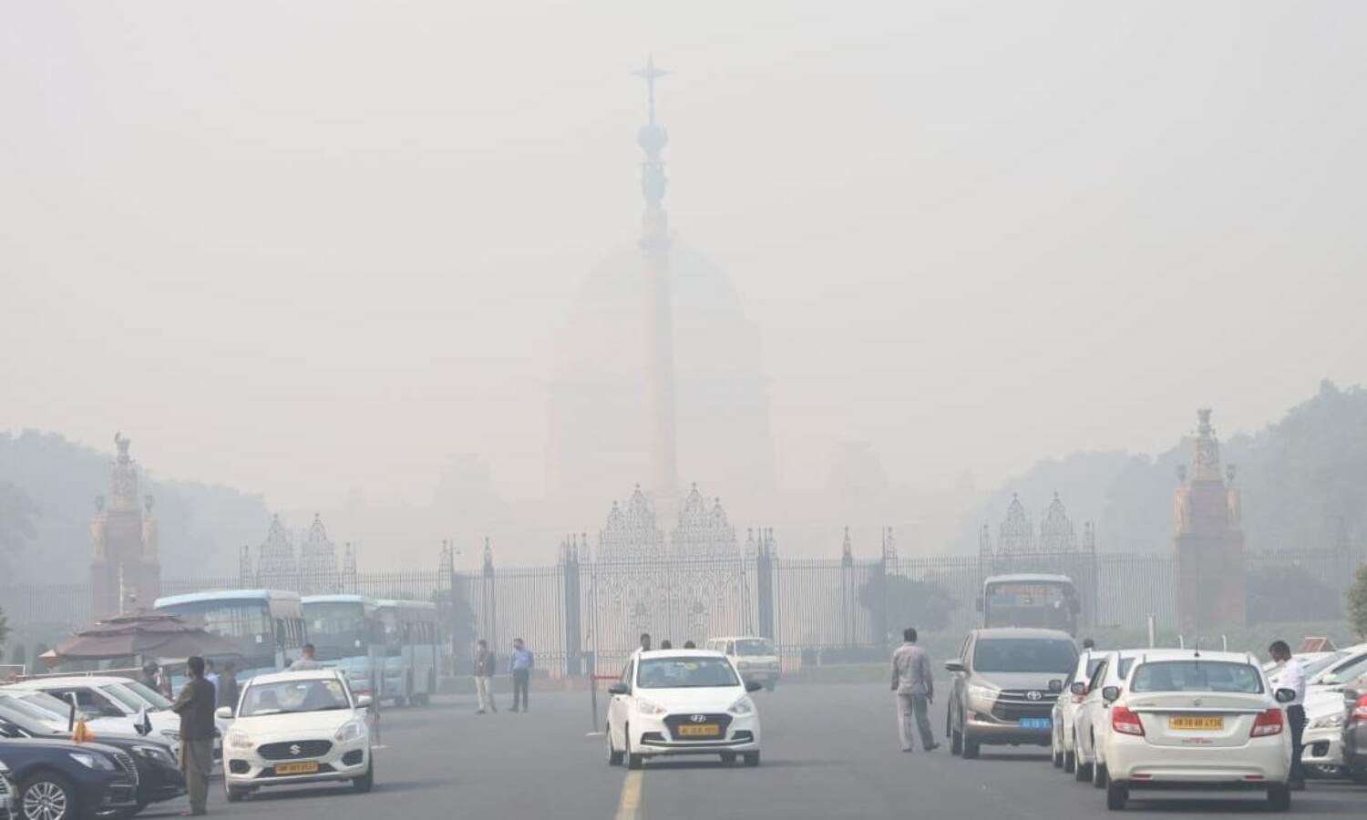 दिल्ली में लागू हुआ लॉकडाउन, अबकी बार कोरोना नहीं है कारण